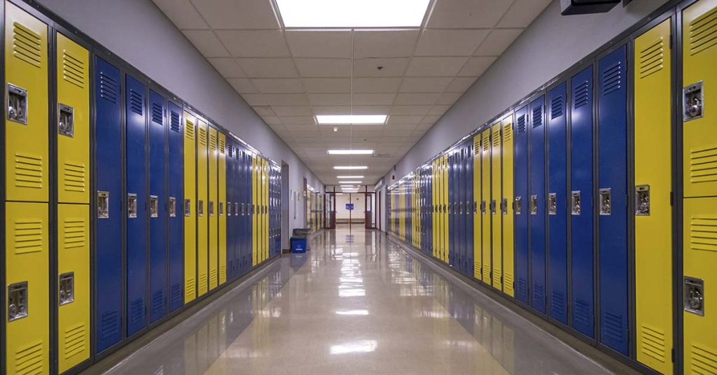 15-year-old dies by suicide 2 days after telling his mom he was being bullied at school - Featured image