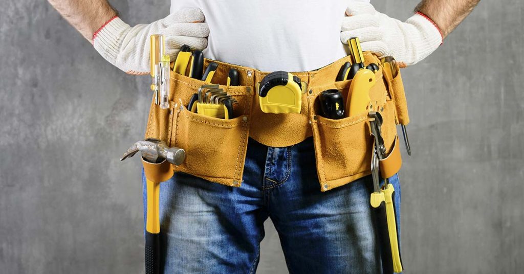 Woman makes a living by renting out her ‘handy’ husband for $45 an hour - Featured image