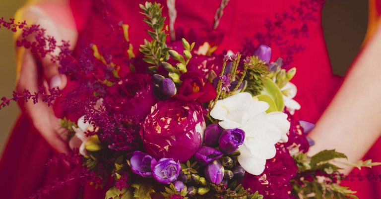 My fiance wants me to wear red to our wedding because I’m not a virgin - Featured image