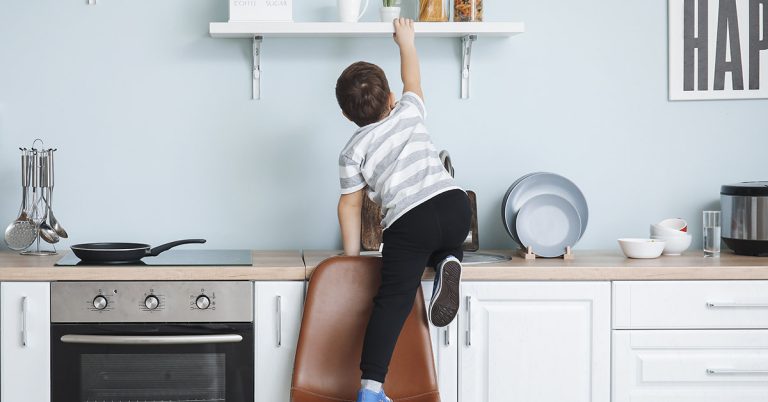 Parents Are Posting Their Most Epic Fails, And It’s Hilarious - Featured image