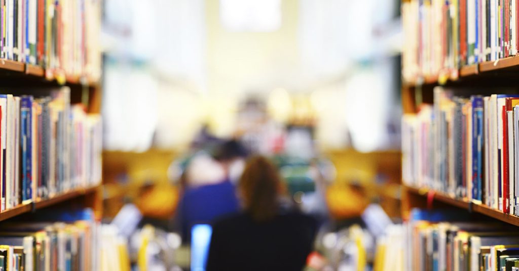 Library Desk Created for Working Parents Goes Viral - Featured image