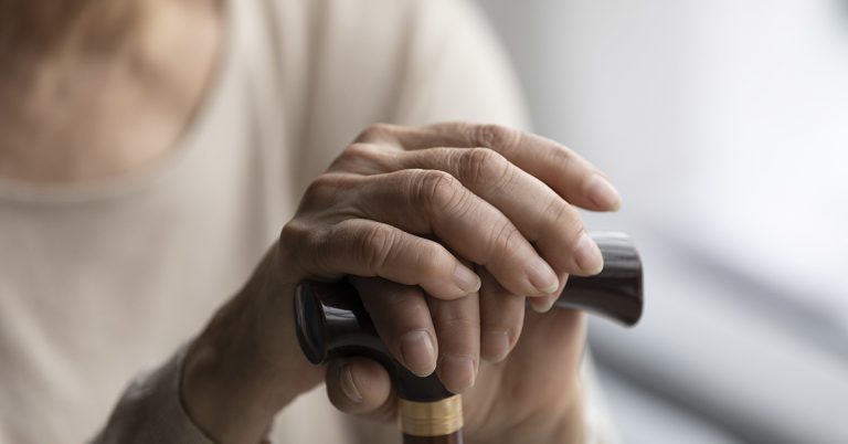 Twin toddlers drown after grandmother with Alzheimer’s leaves door open – rest in peace - Featured image