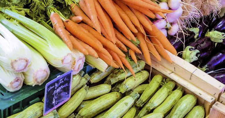 How one woman cured her acid reflux and lost 114lbs in one year - Featured image