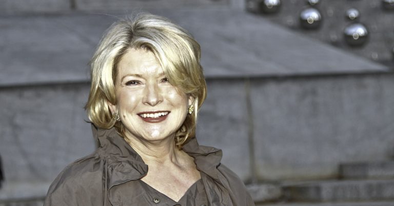 Martha Stewart, 81, poses for Sports Illustrated Swimsuit - Featured image