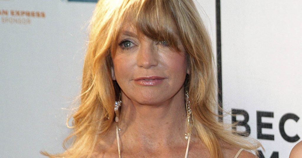 Meet Goldie Hawn’s adorable granddaughter – fans can’t believe the likeness - Featured image