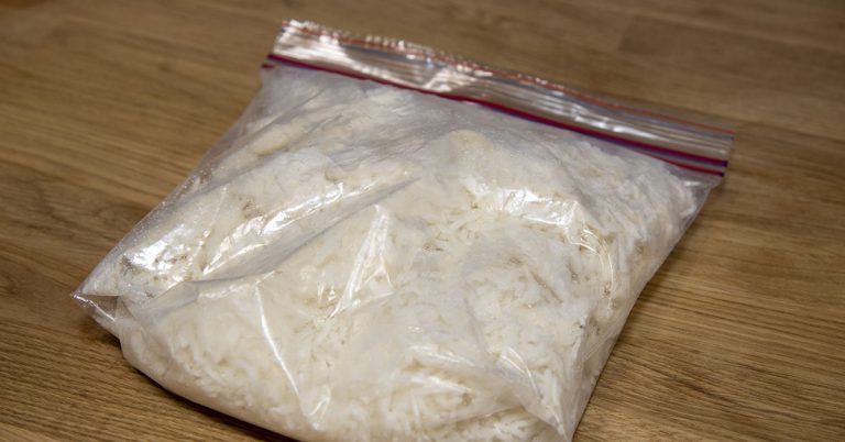 Why You Should Leave a Bag of Rice in Your Closet - Featured image