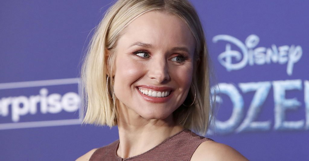 The number of celebrities in Kristen Bell’s recent picture is mind-boggling - Featured image