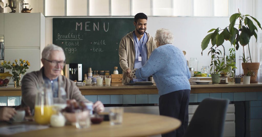 Grandson Vows to Take Care of His Grandma to Prevent His Family from Bringing Her to a Home for Senior Citizens - Featured image