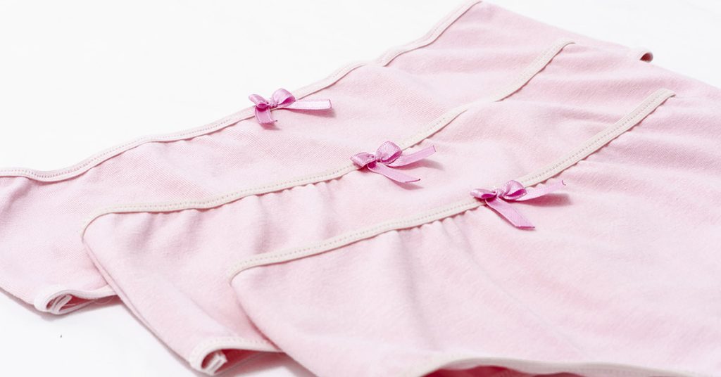People Are Only Just Realizing Why Women’s Underwear Have A Bow On Front - Featured image