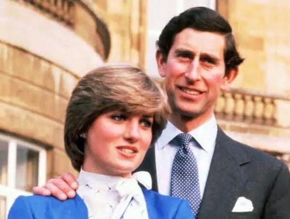 One of the most iconic photos of Prince Charles and Princess Diana