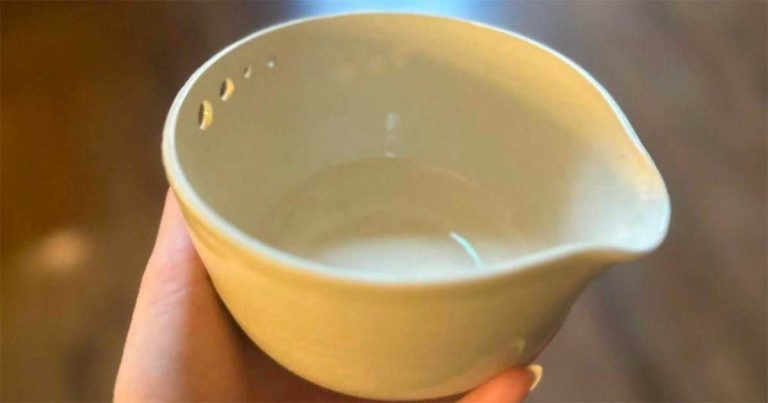 The Must-Have Kitchen Tool That Makes Prepping Herbs So Much Easier - Featured image