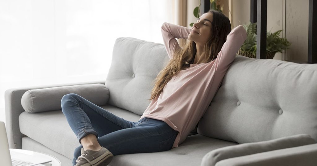 Air Freshener Hack to Keep Your House Smelling Like a Dream - Featured image