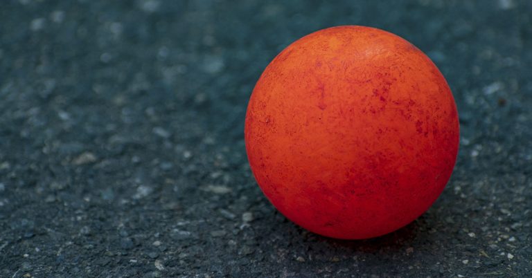 7-Year-Old in Life-Threatening Condition After Being Hit by a Truck Chasing Her Ball into the Road - Featured image
