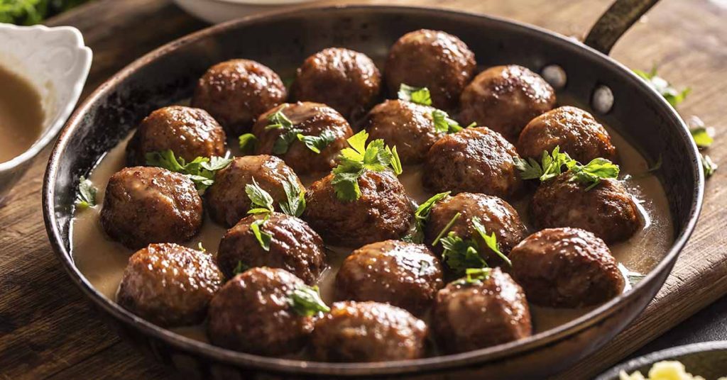 The Meatball Maker: A Forgotten Kitchen Tool That Gets the Job Done - Featured image