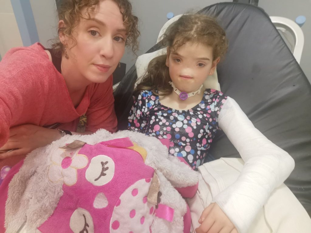 Girl and Mom at the hospital 