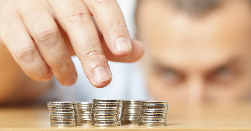 20 Children With Cheap Parents Tell The Most Ridiculous Stories - Featured image