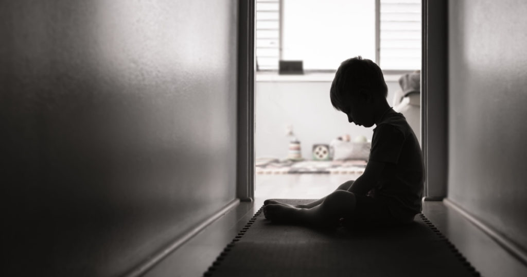 9-Year-old Boy Lived Alone in Unheated Apartment for 2 Years While Mother Lived With Boyfriend in France - Featured image