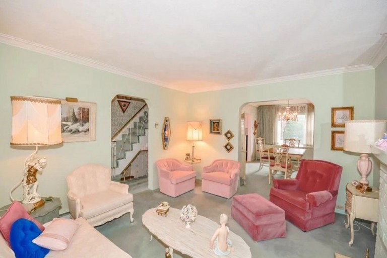 “I’ve always tried to be individual, and follow my style. My favorite colors are pink, purple, and seafoam,” said the owner.
