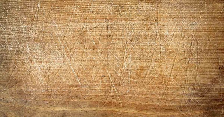 The Real Reasons Older Kitchens Have Pull-Out Cutting Boards - Featured image