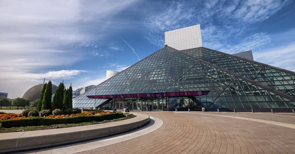 Madonna Poses in Lingerie On All Fours at Rock N Roll Hall of Fame - Featured image