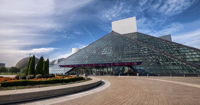 Madonna Poses in Lingerie On All Fours at Rock N Roll Hall of Fame - Featured image