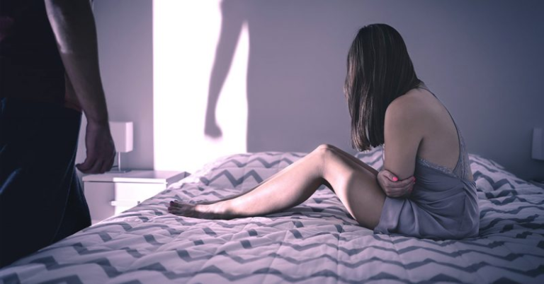 Your Relationships May Not Work or May Become Toxic if You Exhibit These 5 Behaviors - Featured image