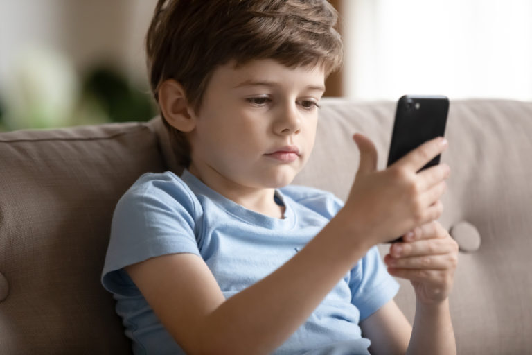 These Are the Countries Now Banning Social Media for Kids Under 16 - Featured image