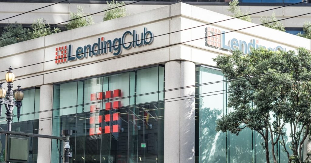 Lending Club logo and building - San Francisco, CA, USA - January 23, 2018