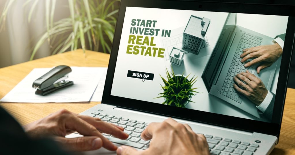 man using laptop to start invest in real estate crowdfunding platform