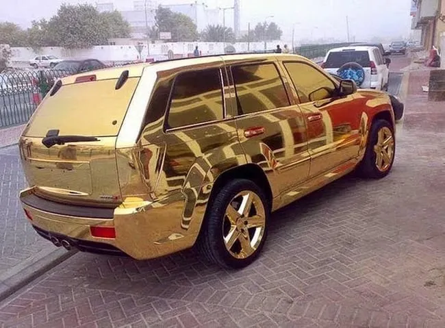 This individual opted to elevate their Jeep Grand Cherokee to match the lavish lifestyle of the uber-rich by adorning it with a custom 24K gold paint job