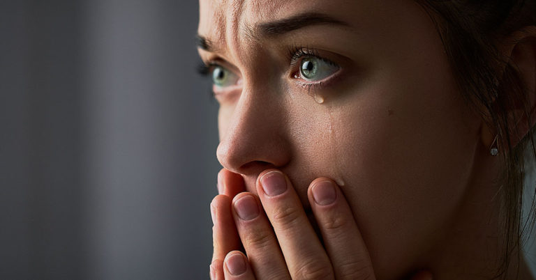 Signs of Emotional Abuse That May Go Undetected - Featured image