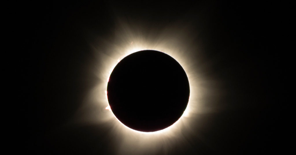 Scientists Issue Urgent Warning Ahead of Solar Eclipse - Featured image