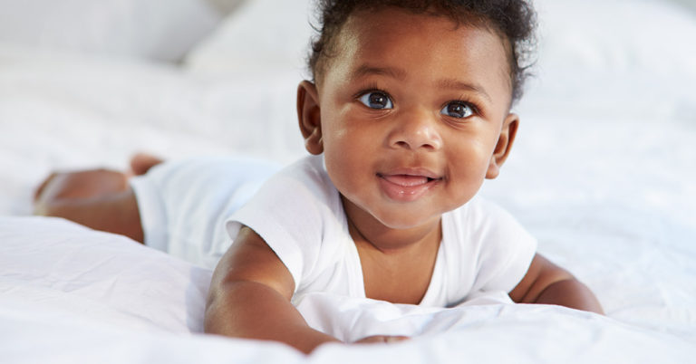 White Mom Says Her Baby is Black Because She Has Black Ancestors, Even Though Husband is White - Featured image