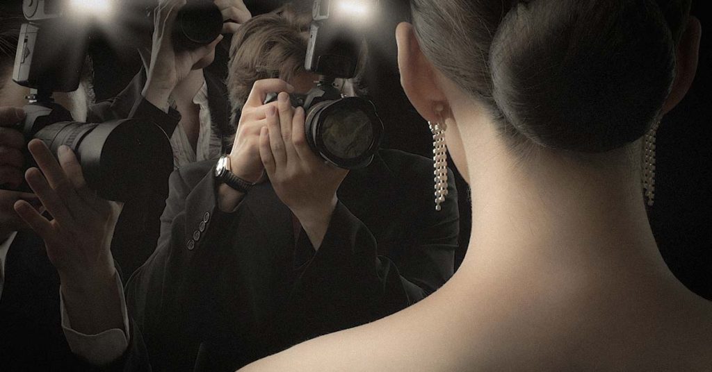 Debra Winger’s Talented Performances from the ‘80s Will Live With Us Forever – and She’s Still Stunning at 67 - Featured image