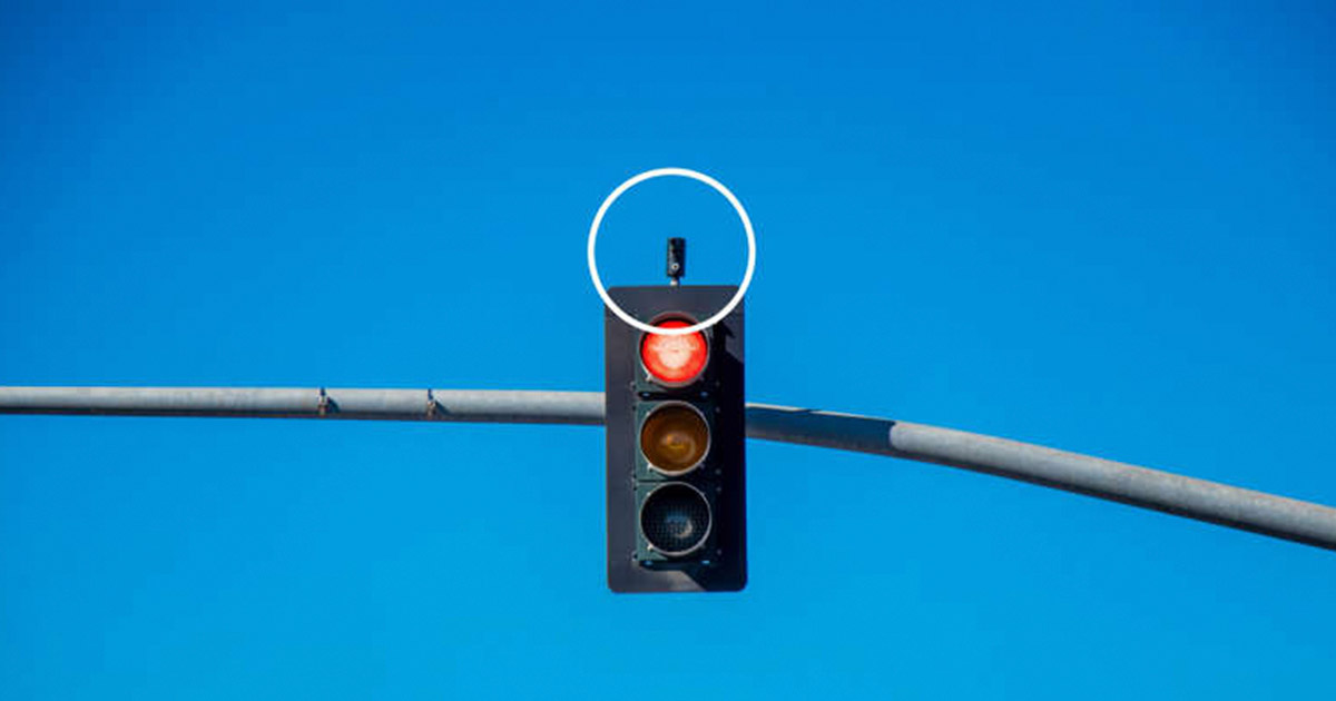 What Are The Lights On Top Of Traffic Signals? Secret Life Of Mom