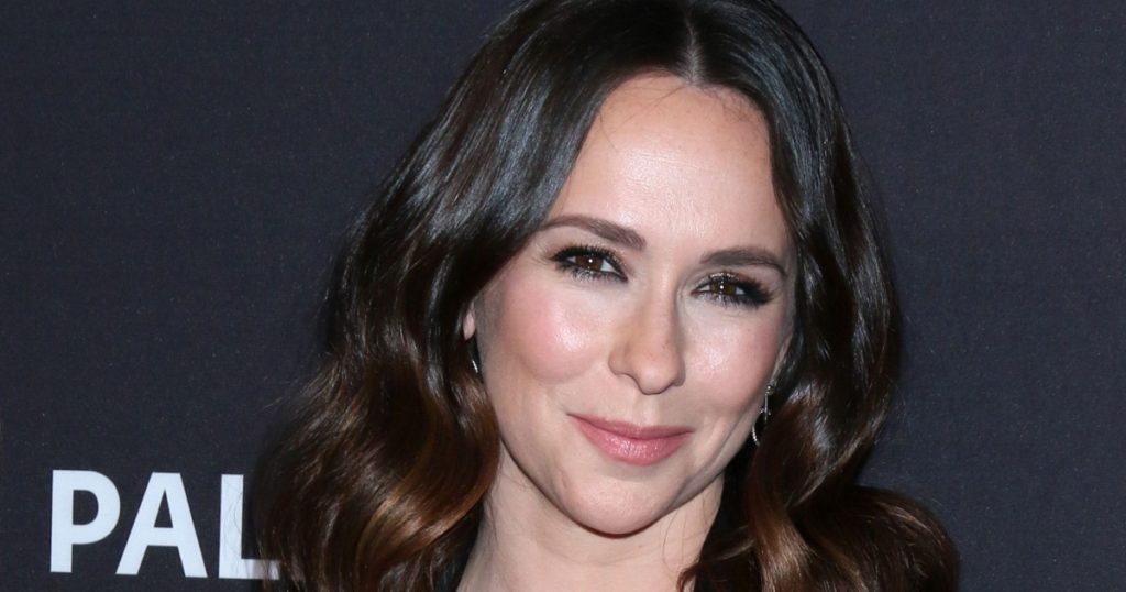 LOS ANGELES - MAR 17: Jennifer Love Hewitt at the PaleyFest - "9-1-1" Event at the Dolby Theater on March 17, 2019 in Los Angeles, CA