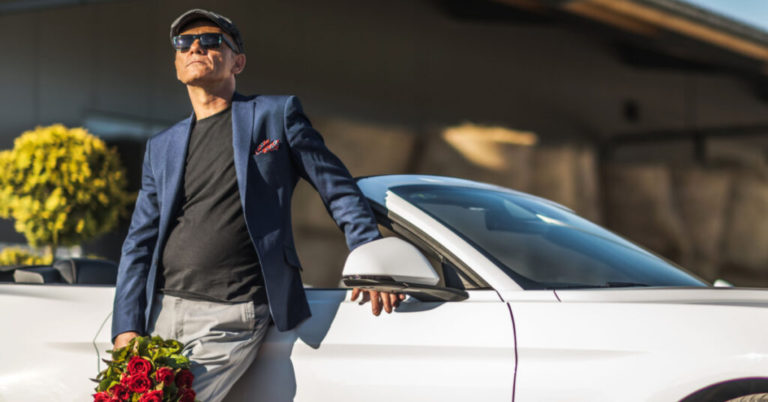 ‘Women are investments’ relationship expert claims ‘low salary men shouldn’t be dating’ - Featured image