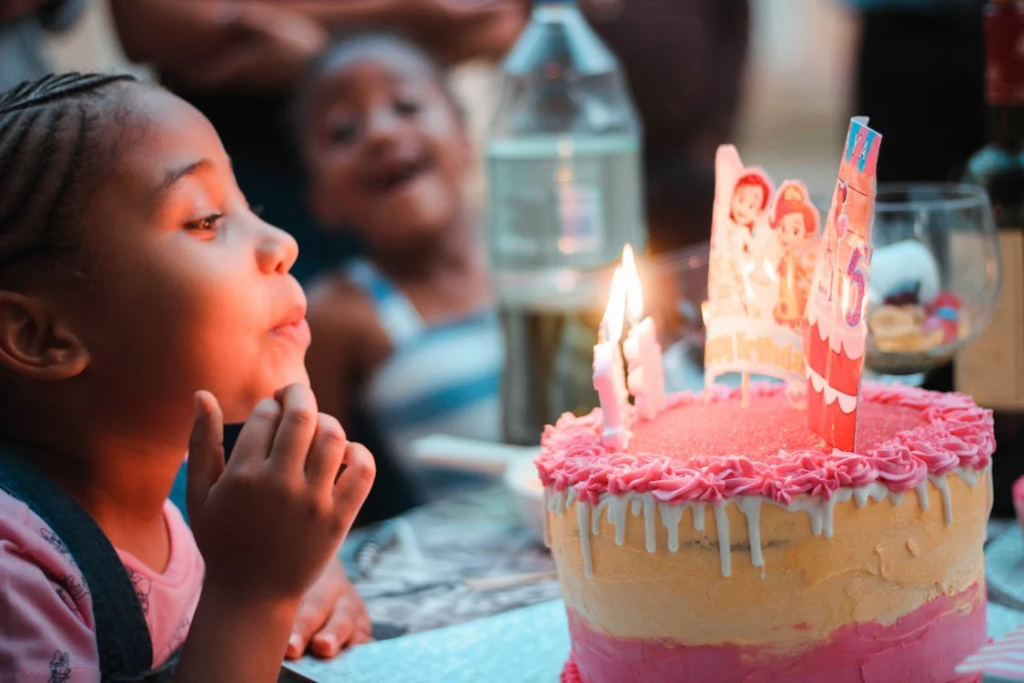 ‘60s kids Having Simple Birthday Parties