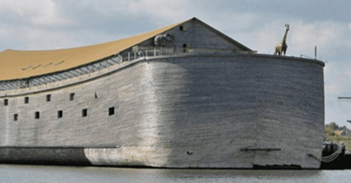 Man Built A Full-Size Replica Of Noah’s Ark