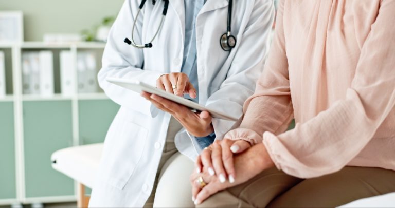 These Signs of Aging After 40 Look Normal But Could Mean Health Issues - Featured image