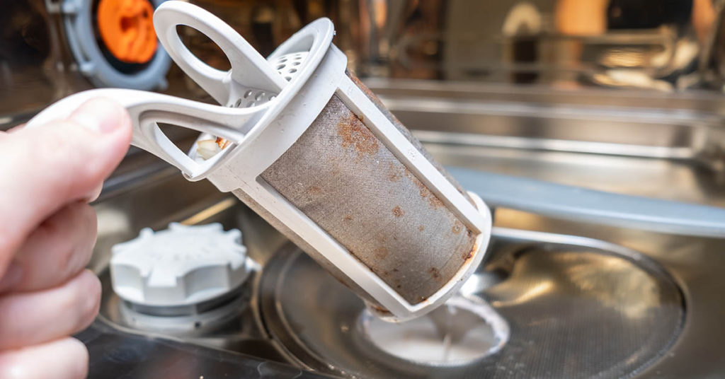 12 Small Things You Could Be Doing to Ruin Your Home - Featured image