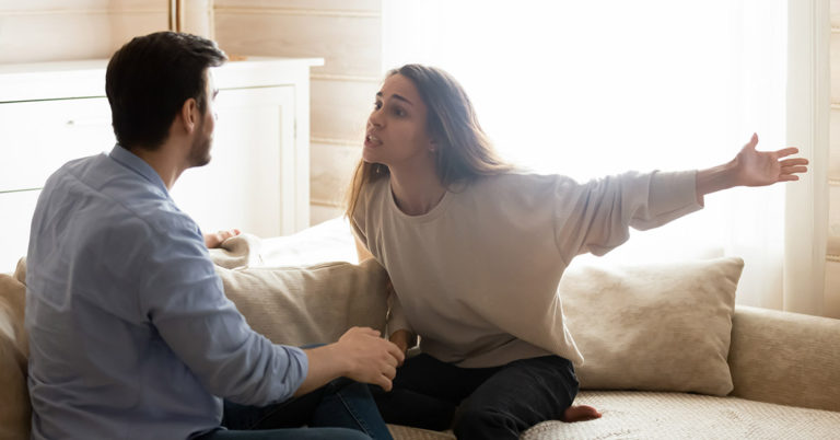 18 Types Of Women Who Make Horrible Partners - Featured image