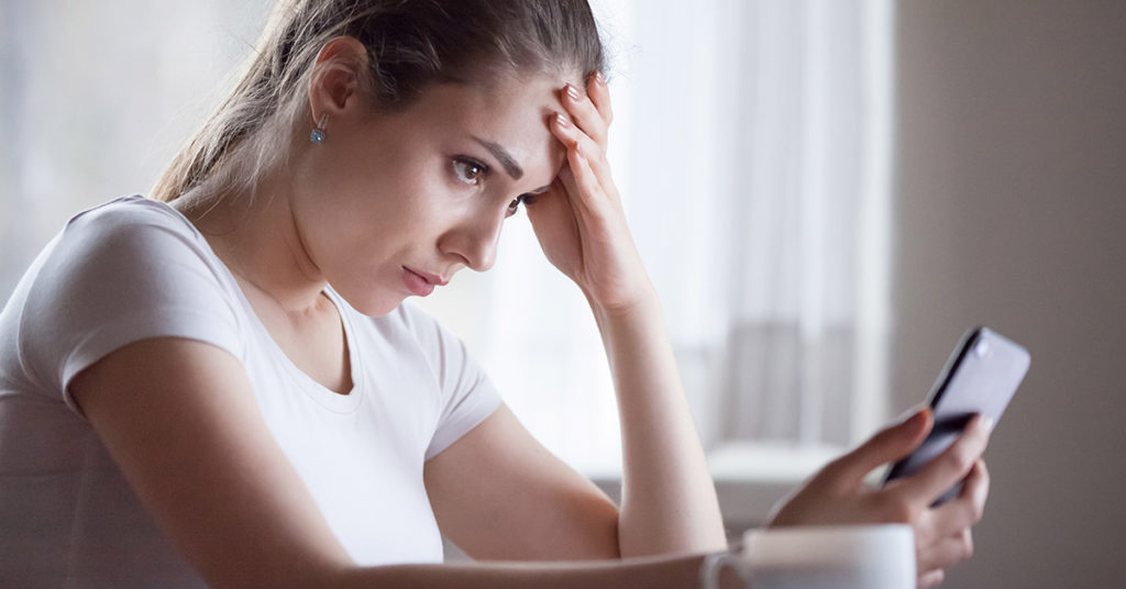 Woman Learns Husband is Cheating With Their Nanny After Seeing Disney Ride Photo - Featured image