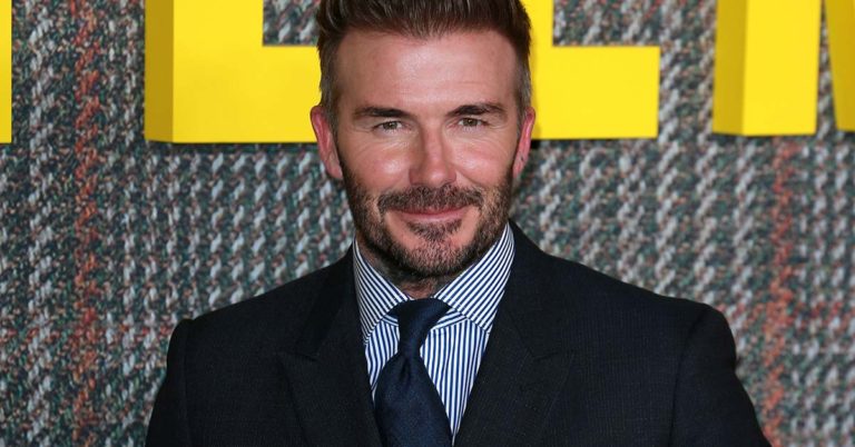 ‘Cringeworthy’: People React to ‘Inappropriate’ Pictures of David Beckham With His Daughter - Featured image
