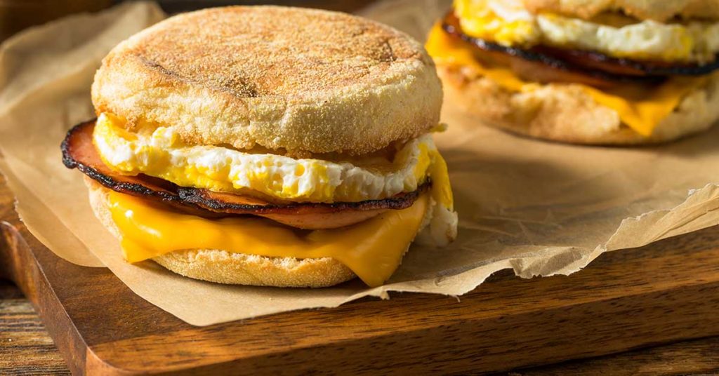 These Are The 7 Best Fast-Food Breakfast Sandwiches - Featured image