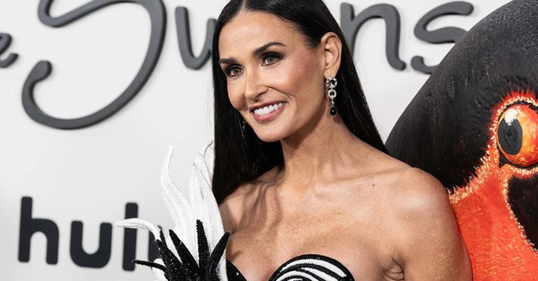 Demi Moore Looks Stunning at 61, But People Are Noticing One Small Detail - Featured image