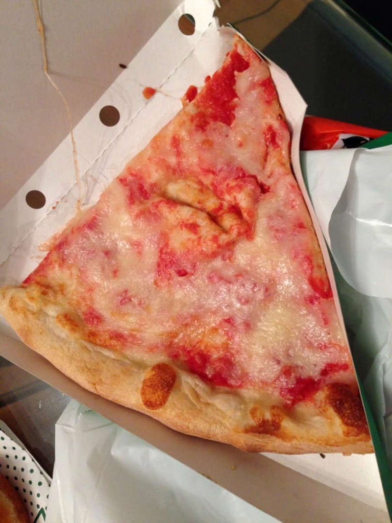 A bad slice of Sbarro's pizza