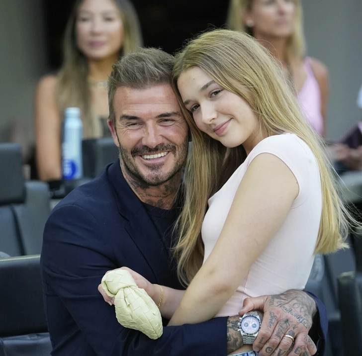 The Photo of David Beckham & His Daughter Harper That Sparked Controversy