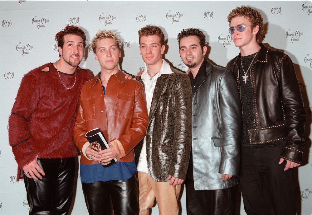 17JAN2000: Pop group NSYNC at the American Music Awards in Los Angeles. Paul Smith / Featureflash