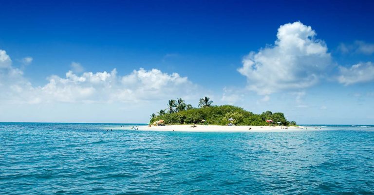 16 of the World’s Most Underrated Islands You Should Add to Your Bucketlist Right Now - Featured image